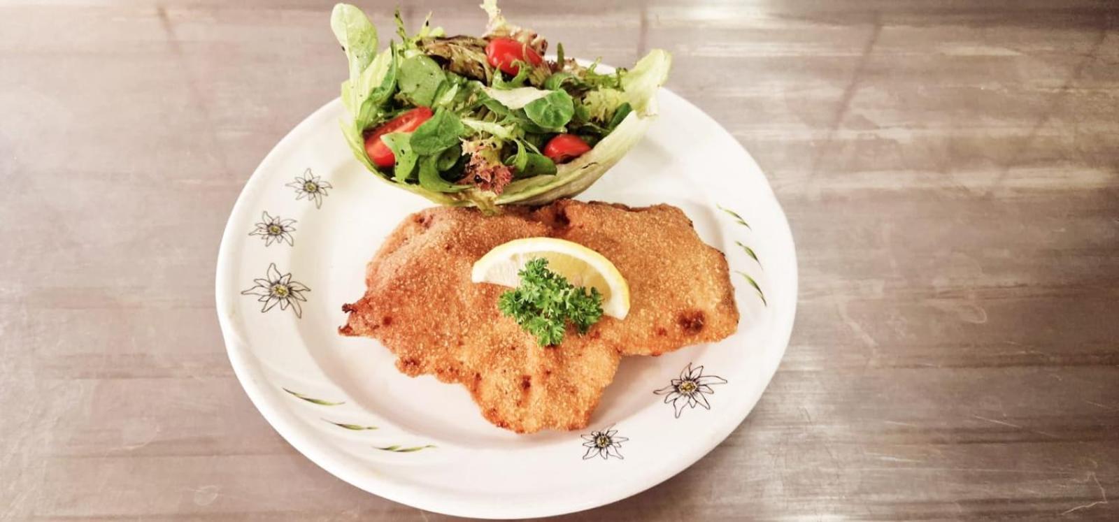 Hotel-Restaurant-Linde ギュントリッシュヴァント エクステリア 写真